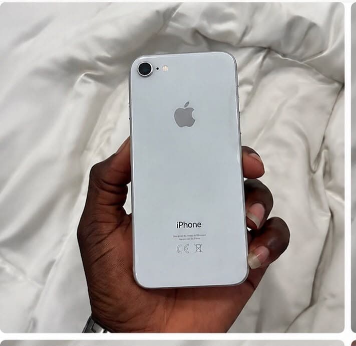 iPhone 8 Blanc 128GO