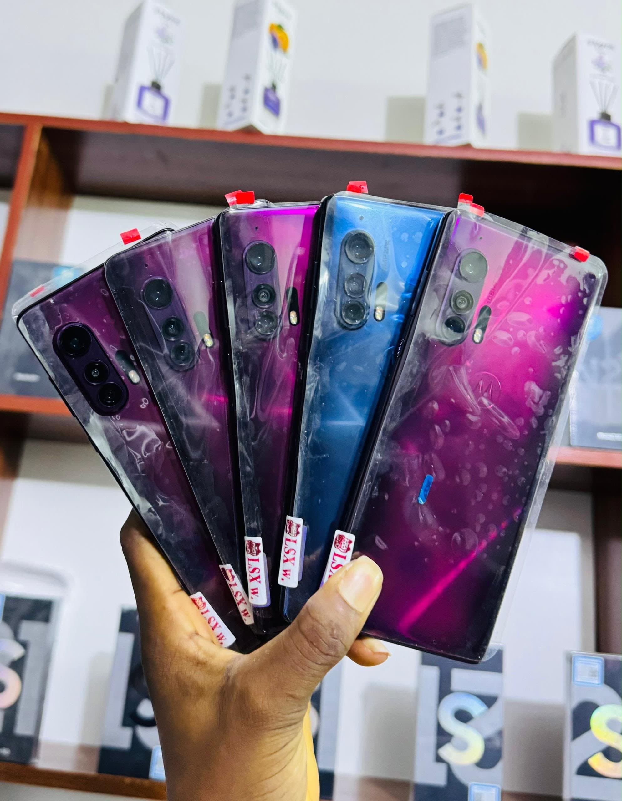 Coque de protection smartphone dégradé rose/bleu avec caméra